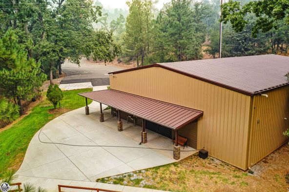 17301 Silver Spur Dr, Tuolumne, CA 95379